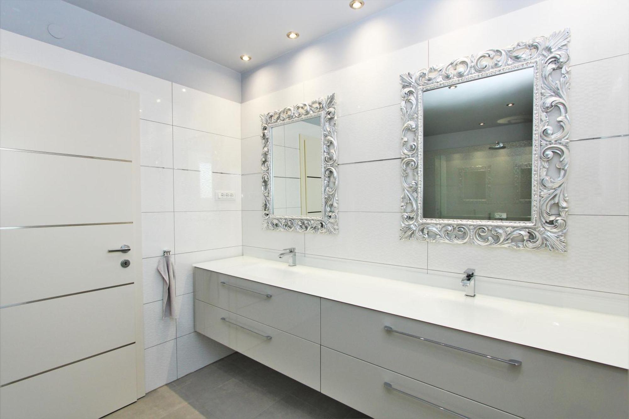 Moderne Alex Exclusive In Mit Pool Ferienhaus